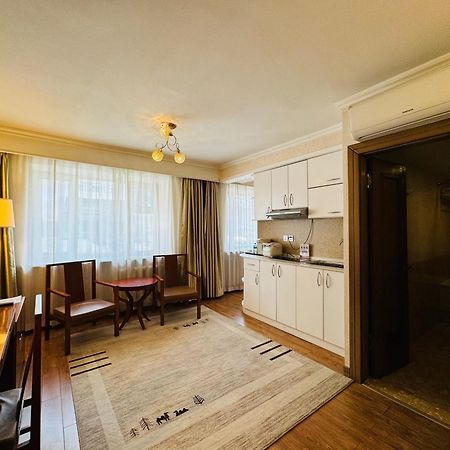 Flower Hotel Улан-Батор Екстер'єр фото