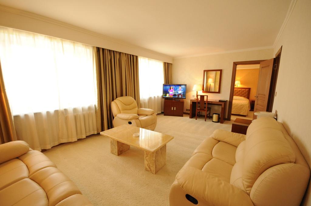 Flower Hotel Улан-Батор Номер фото